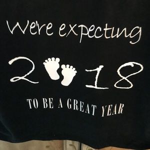 Women’s maternity expecting child shirt NWT. FIRM$
